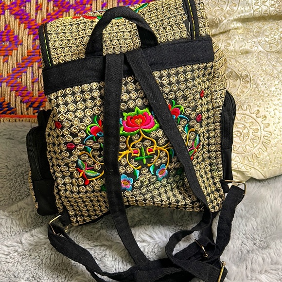 Made and bought in Mexico, great condition, minimal wear - Picture 3 of 3